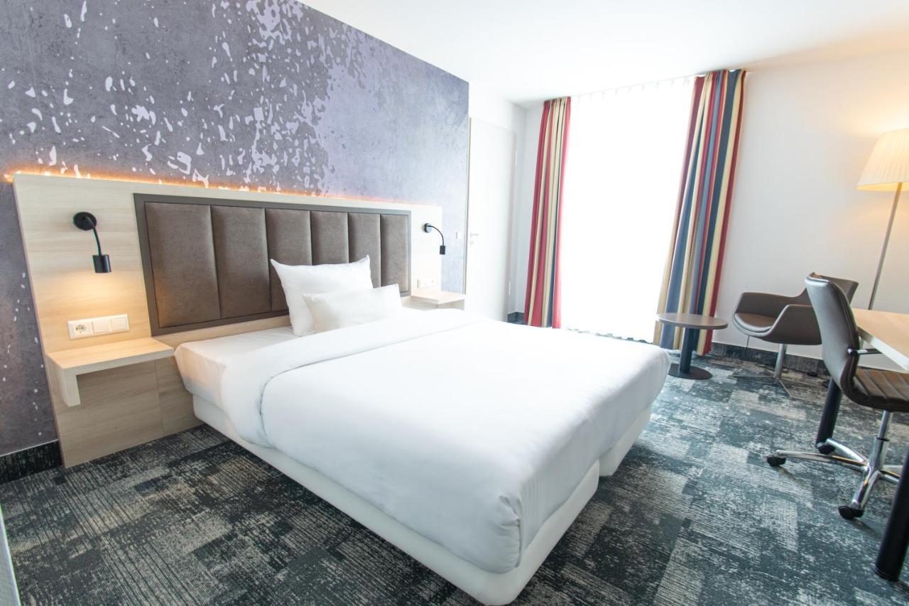 Taste Hotel Heidenheim מראה חיצוני תמונה