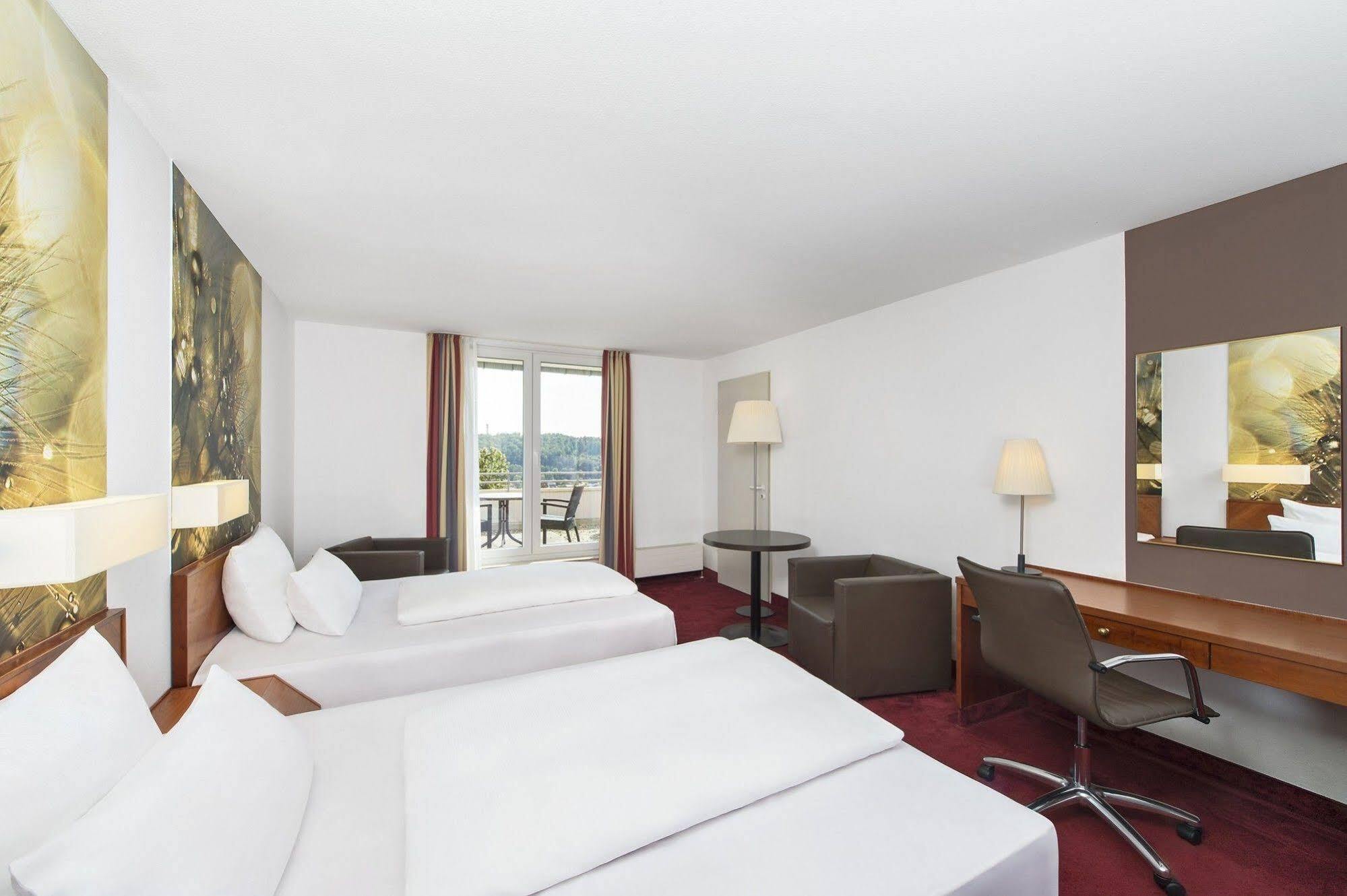 Taste Hotel Heidenheim מראה חיצוני תמונה